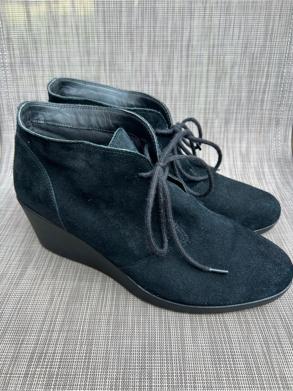 Crocs Black Suede Wedge Leigh Boots Booties Size 10 Lace Up - Picture 6 of 8
